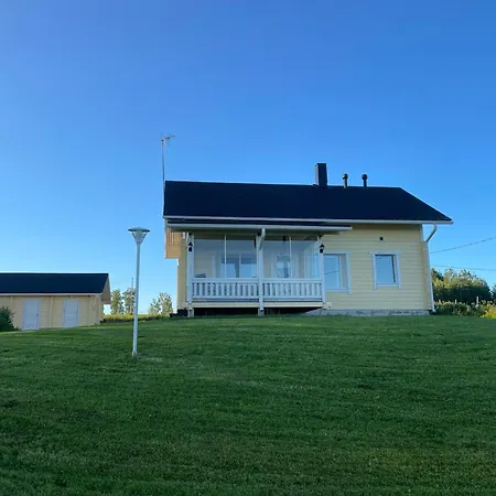 Moekki Kauniilla Maisemilla